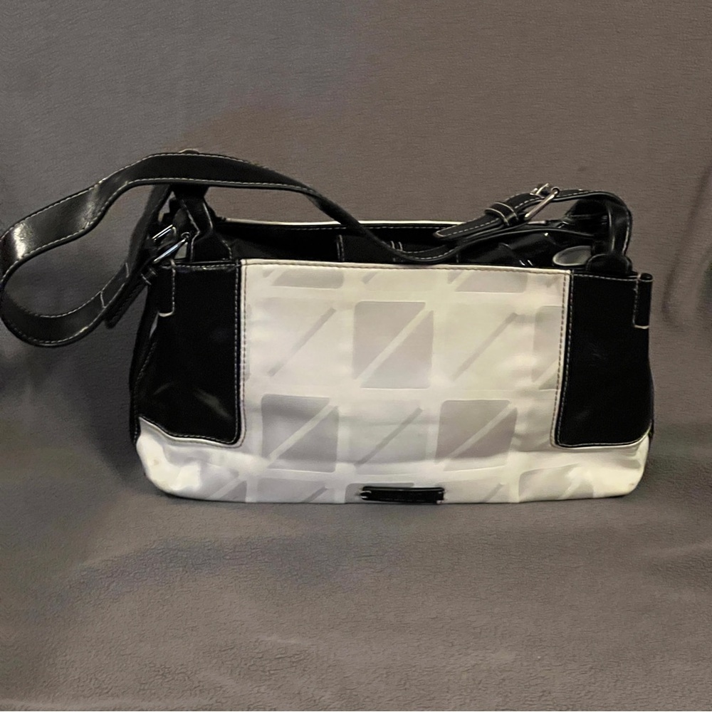Nine & Co. Black and White Shoulder Bag